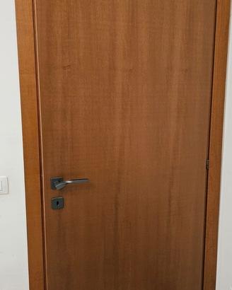 7 porte color legno