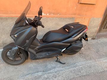 Xmax 300