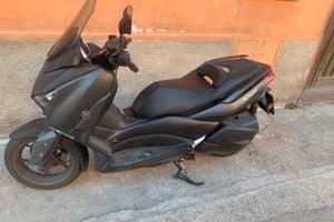 Xmax 300