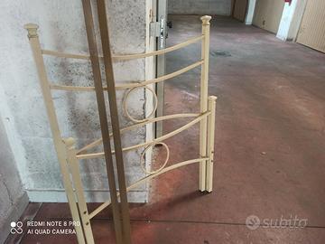 Spalliera per letto singolo 