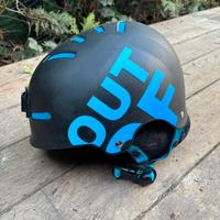 Casco out of sbowboard