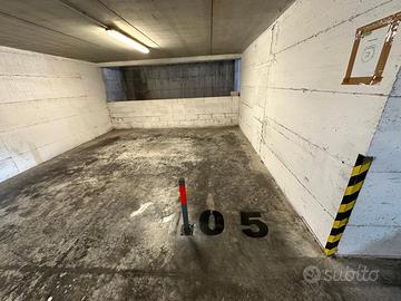 Posti auto coperti - Zona Palombare (Ancona)