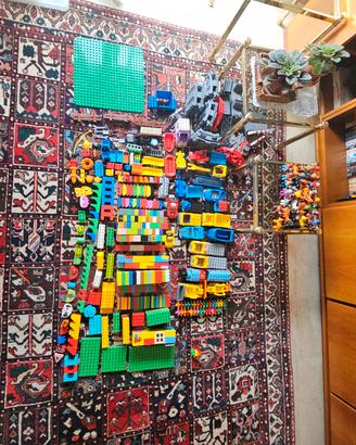 due scatoloni grandi di lego duplo con vari set