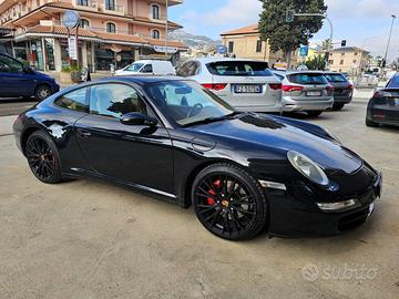 Porsche 911 Carrera 4S Coupé