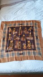 Foulard Burberry fantasia orsetti viaggiatori