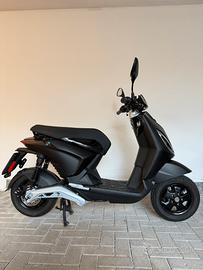 Piaggio 1 one active