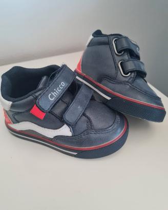 Scarpe bimbo