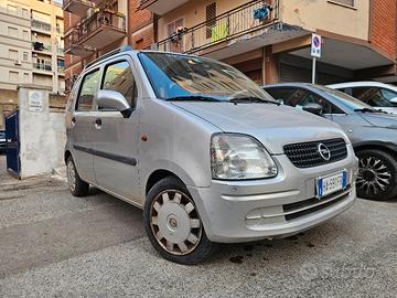 Opel Agila 