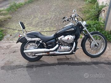 Honda shadow vt750