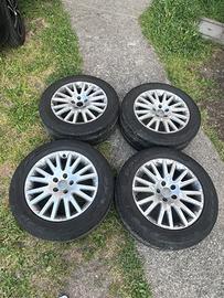 Gomme 235/55/R17 99V