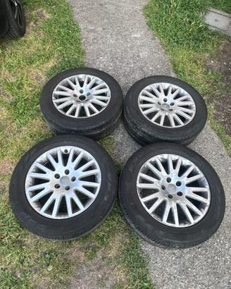 Gomme 235/55/R17 99V
