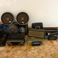 Lotto di componenti stereo per auto