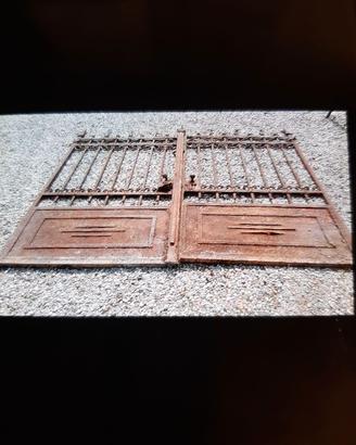 Portoni in ferro