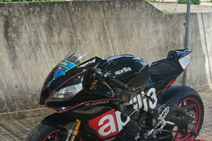 Aprilia rsv4 rf