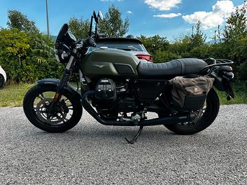 Moto Guzzi V7 III Stone marzo 2017 11300 km