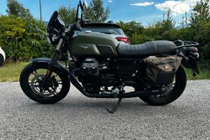 Moto Guzzi V7 III Stone marzo 2017 11300 km