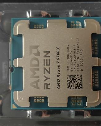 AMD Ryzen 7 9700X