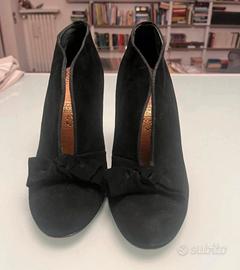 Scarpe nere con il tacco