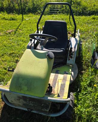 Trattorino tagliaerba trinciaerba senza motore 