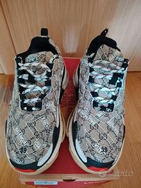 Sneaker