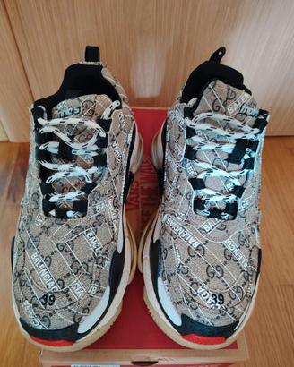 Sneaker