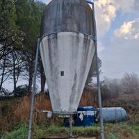 silos 