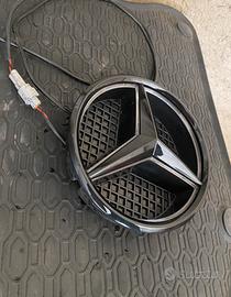 Logo led griglia anteriore mercedes