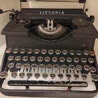 macchina da scrivere 