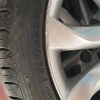 215/45 ZR18 4 pneumatici estivi in ottime condizio
