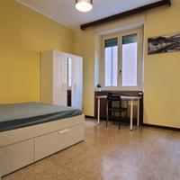 Luminosa singola con letto matrimoniale (gambara)