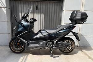 Scooter YAMAHA TMAX Tech Max