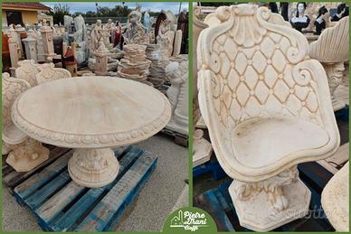 Tavolo Rotondo con Sedie o Sgabelli