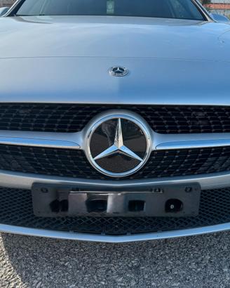 Griglia paraurti mercedes-benz classe  A anno 2022