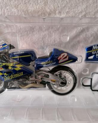 SUZUKI  KENNY ROBERTS N°2