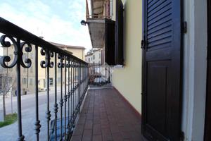 2 LOCALI A CARPINETI