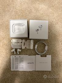 Airpods pro 2 con custodia di ricarica Magsafe