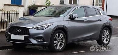 Parabrezza Infiniti Q30 / QX30 da 2015 in poi