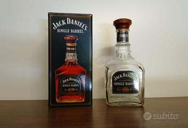 Bottiglia e scatola Jack Daniel's Whisky