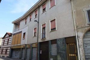 Stabile-Palazzo a Trezzo sull'Adda