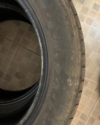 Gomma Dunlop 215/55 r 17