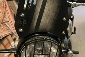 Cupolino triumph street scrambler