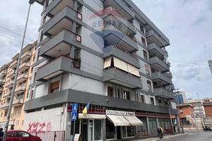 Locale Commerciale - Bari