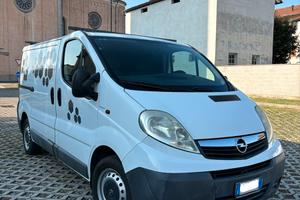 Opel vivaro 2.0 diesel 2009