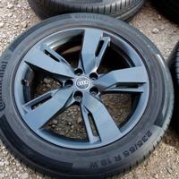 CERCHI E GOMME 19 ORIGINALI AUDI COD:2088