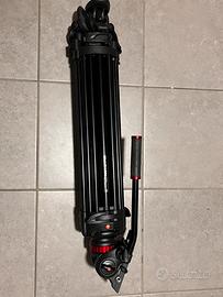 TREPPIEDE MANFROTTO 546B con testa MVH502A