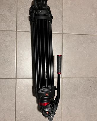 TREPPIEDE MANFROTTO 546B con testa MVH502A