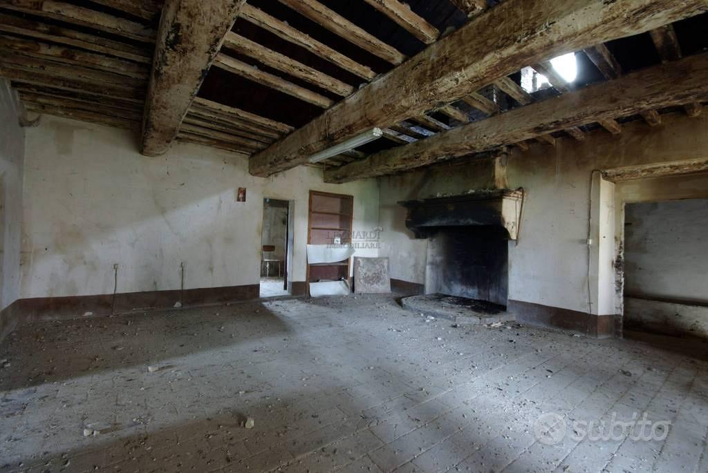Rustico / Casale di 130 m² a San Giustino - More