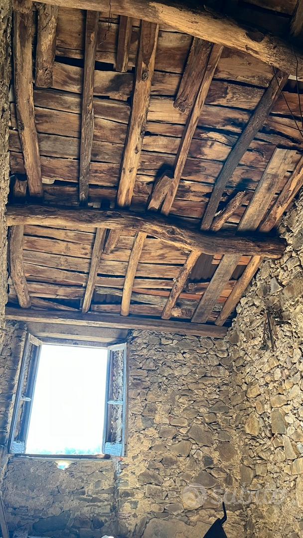 Casa in sasso da ristrutturare - Vista 4