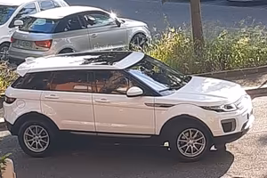 Range Rover Evoque SE Tech 2017 180CV PERFETTA