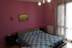 Casa, Piraineto - Serracardillo, Carini.